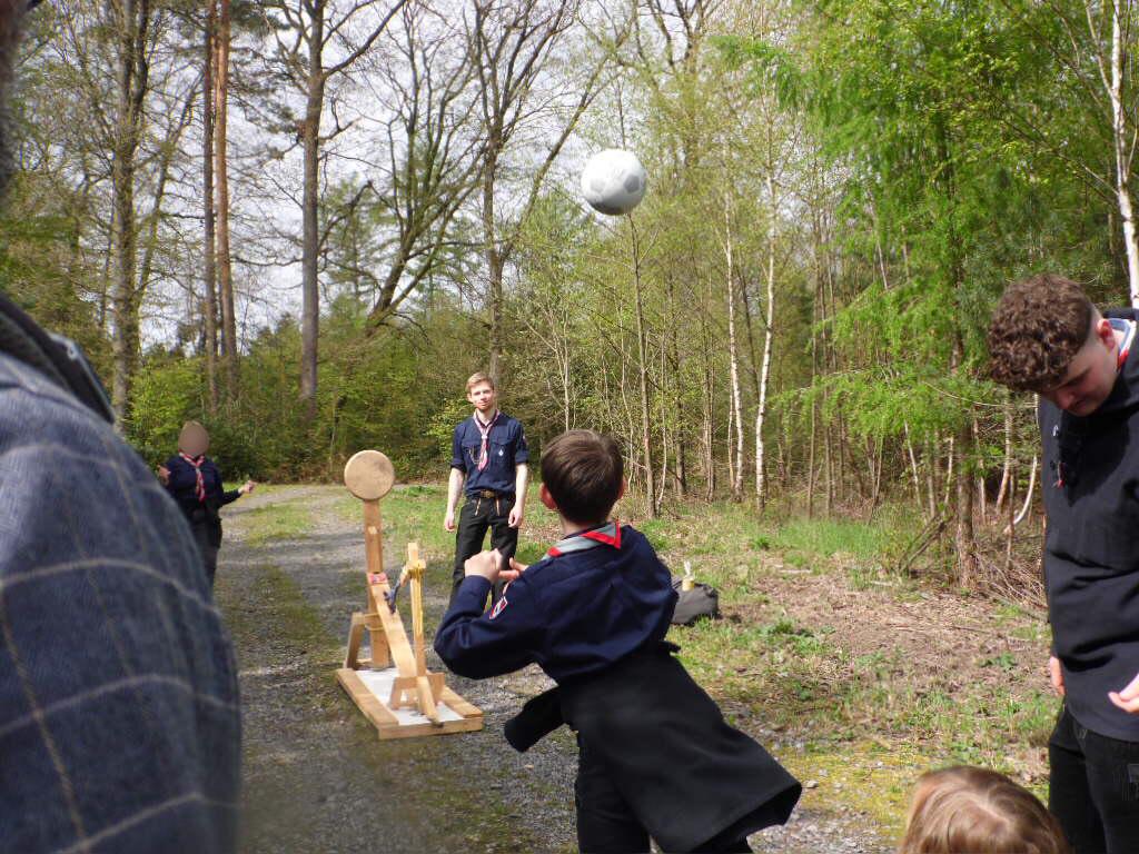 Wurfbild Maiwanderung.jpeg